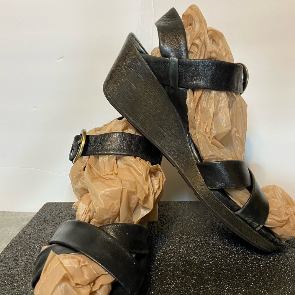Cole Haan Black Leather Sandals
